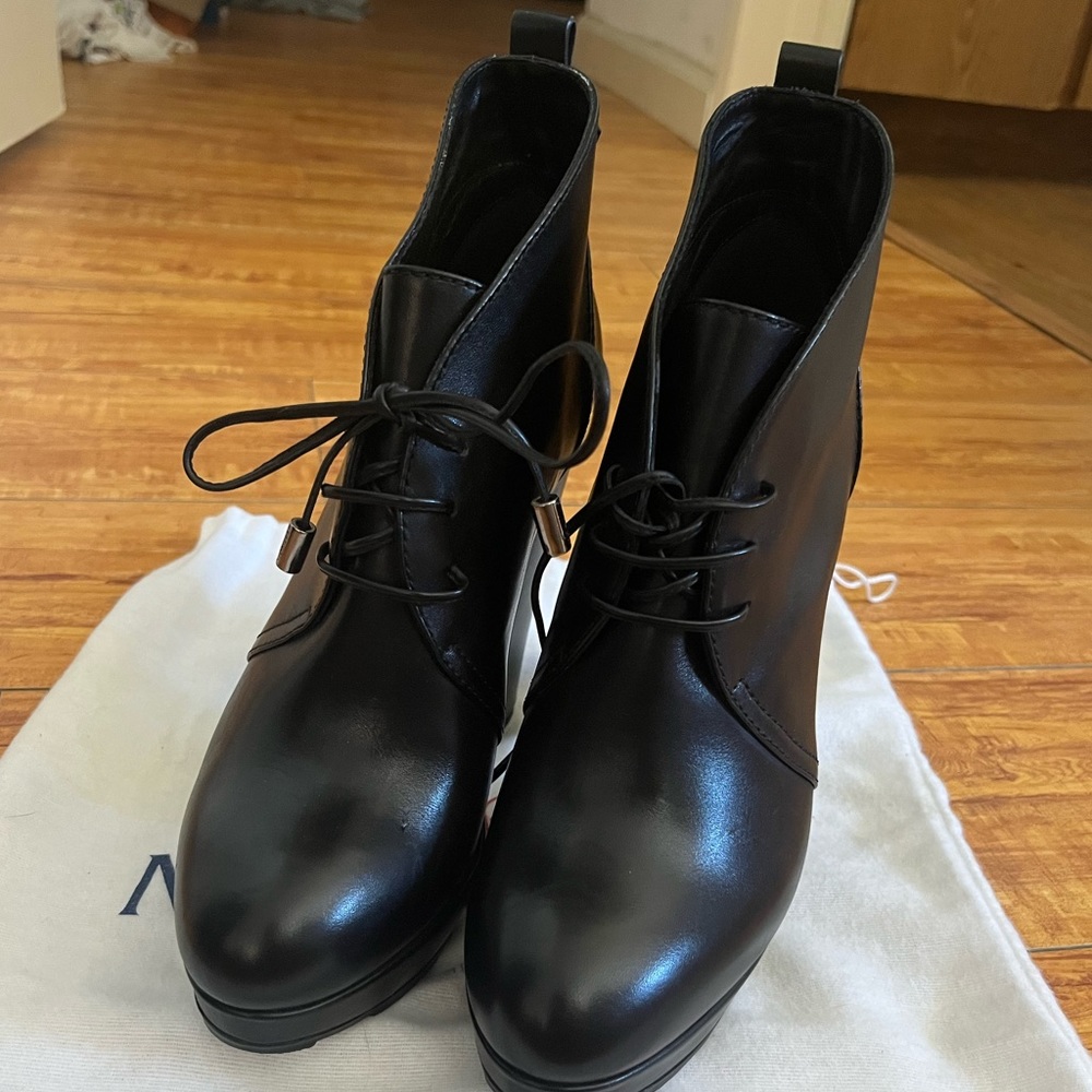 Moncler leather heal boots! Brand new 37
